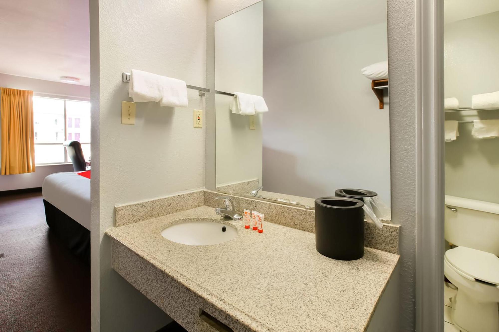 Oyo Hotel Texarkana North Heights Ar Hwy I-30 Ngoại thất bức ảnh