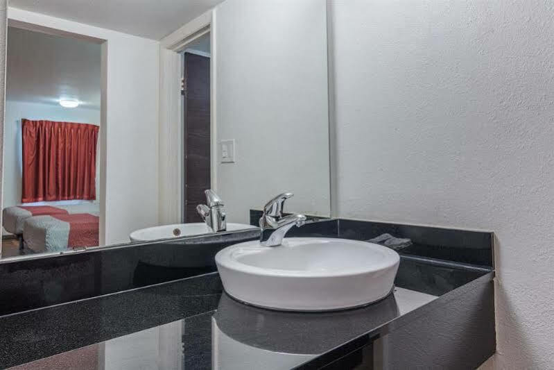 Oyo Hotel Texarkana North Heights Ar Hwy I-30 Ngoại thất bức ảnh