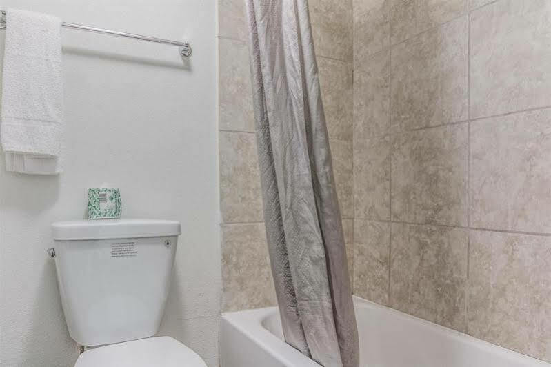 Oyo Hotel Texarkana North Heights Ar Hwy I-30 Ngoại thất bức ảnh